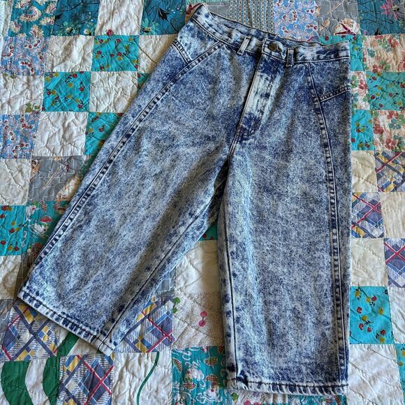Vintage 80s Chic Acid Wash Denim High Waist Pedal Pusher Shorts XS - Picture 1 of 7